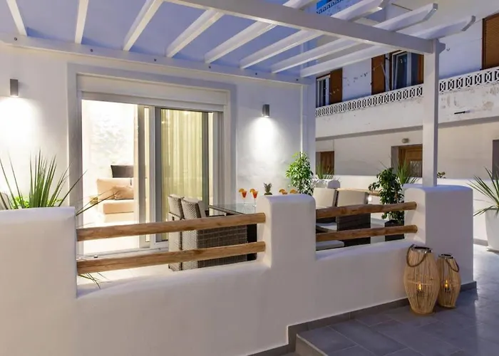 Arktos Luxury Naxos City